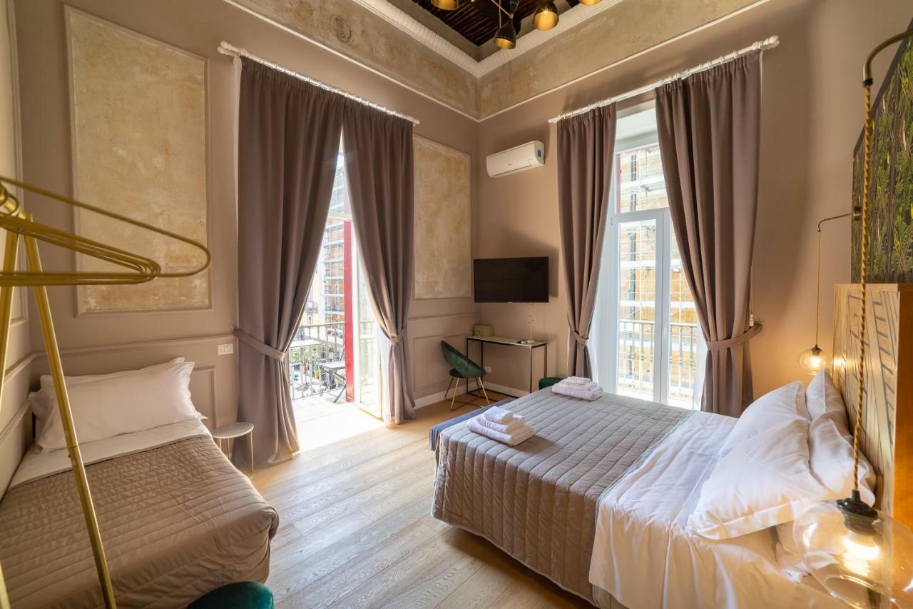 Bed & Breakfast The Duomo House By House In Napoli